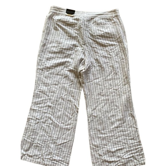 Lane Bryant Pants Trousers 14/16 NWT White Black Pinstripe Linen Blend Flare Hem - Picture 2 of 10